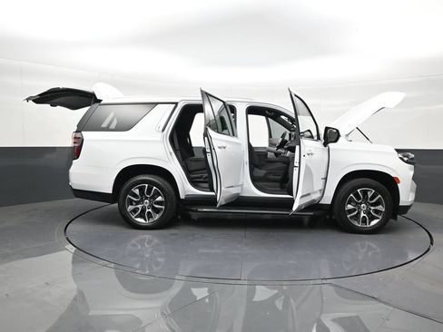 Used 2023 Chevrolet Tahoe LS RWD image 29