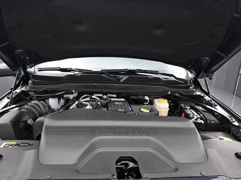 New 2025 RAM 2500 Big Horn image 28