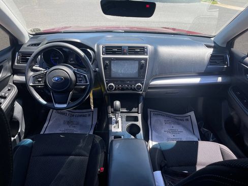 Used 2019 Subaru Outback 2.5i Premium AWD/4WD image 18