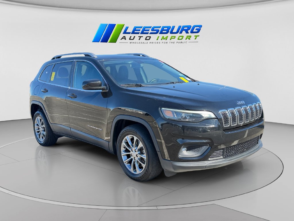 Used 2019 Jeep Cherokee Latitude Plus FWD image 2