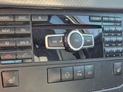 Used 2015 Mercedes-Benz GLK 350 2WD image 13