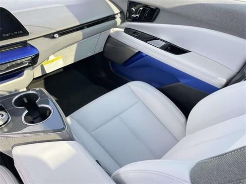 New 2026 Cadillac Optiq Sport 1 image 27