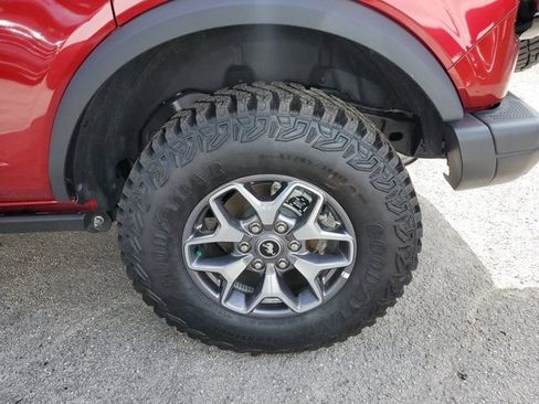 Used 2025 Ford Bronco Badlands AWD/4WD image 7