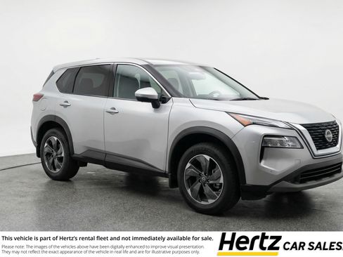 Used 2025 Nissan Rogue SV FWD image 1