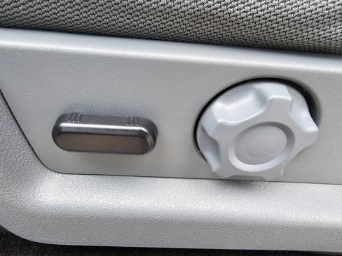 Used 2014 Ford F150 XLT w/ Equipment Group 302A Luxury image 31