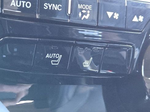 Used 2023 Acura MDX SH-AWD w/ Technology Package image 13