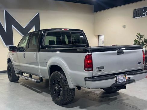 Used 2004 Ford F250 XLT image 6