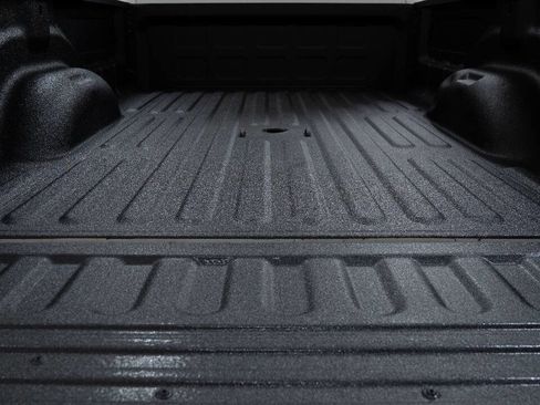 Used 2019 RAM 3500 Laramie image 96