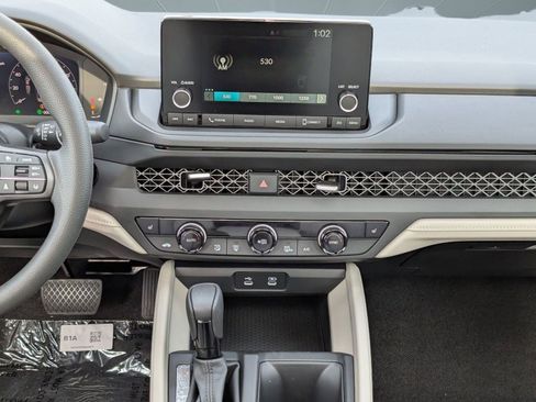 New 2025 Honda Accord SE image 25