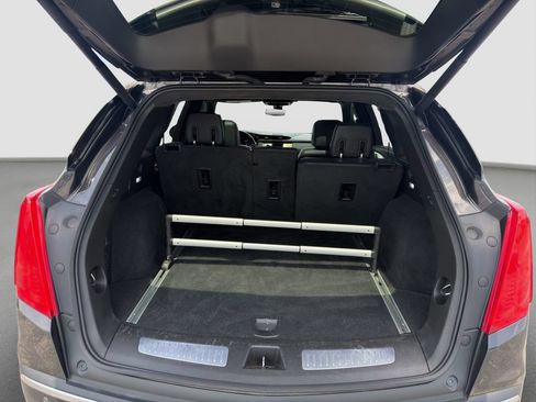 Used 2019 Cadillac XT5 Platinum AWD/4WD image 20