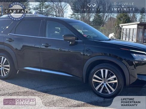 Used 2023 Nissan Pathfinder Platinum image 2