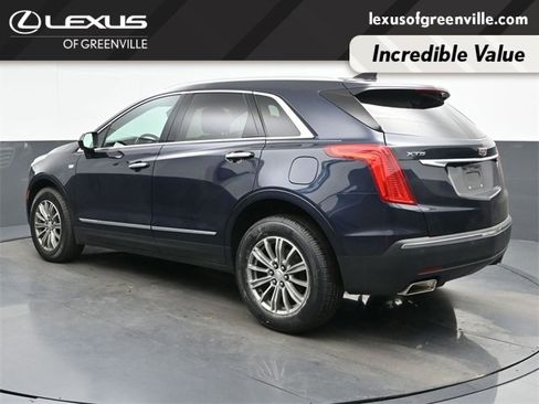 Used 2017 Cadillac XT5 Luxury w/ Driver Awareness Package image 6