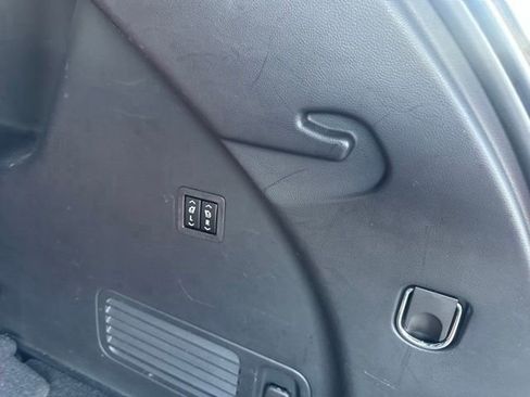 Used 2021 Buick Enclave Avenir w/ Avenir Technology Package image 44