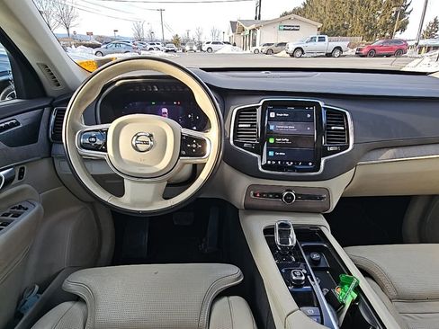 Used 2023 Volvo XC90 B6 Ultimate image 2