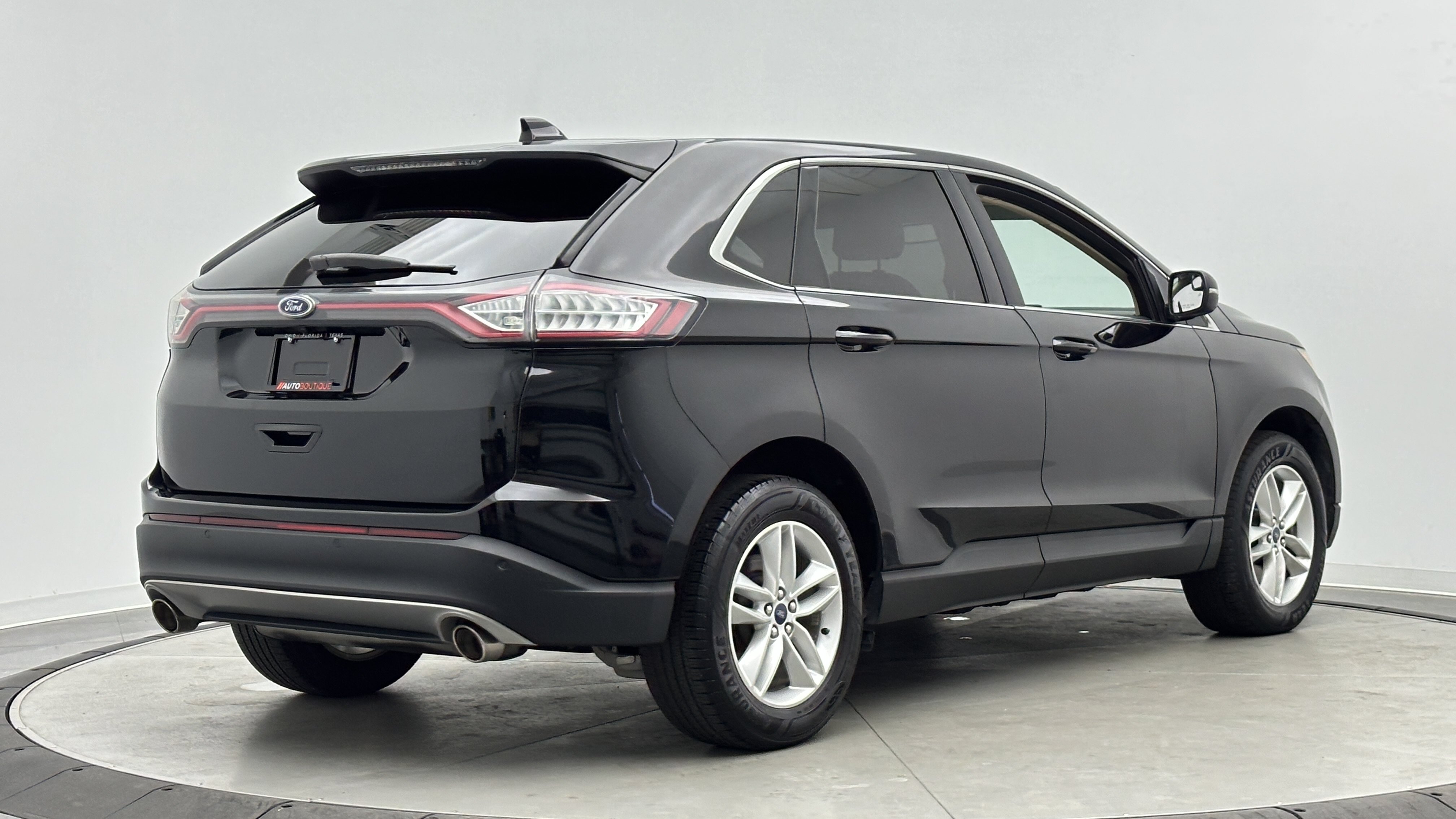 Used 2016 Ford Edge SEL w/ Equipment Group 201A AWD/4WD image 7