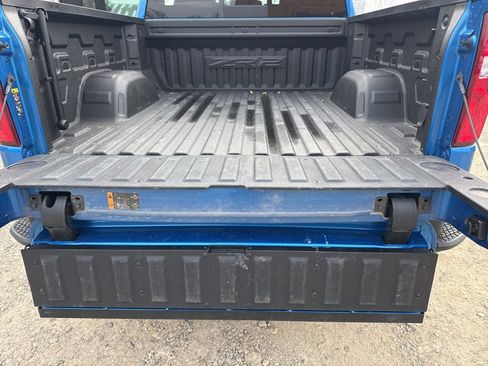 Used 2022 Chevrolet Silverado 1500 ZR2 w/ Technology Package image 26