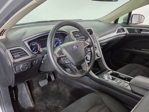 Used 2018 Ford Fusion SE image 13