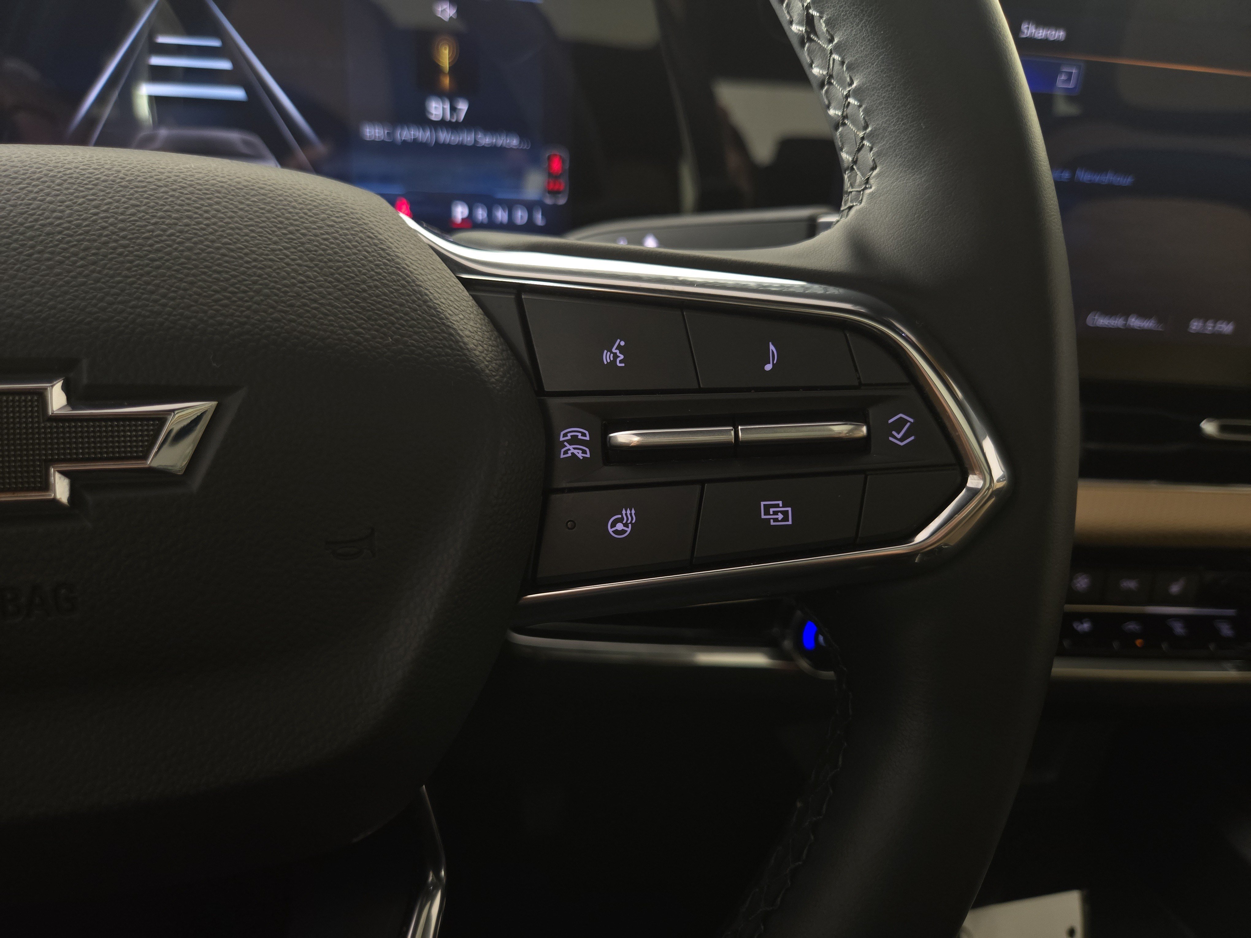 Certified 2025 Chevrolet Equinox ACTIV w/ Safety and Technology Package FWD image 16