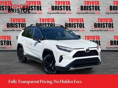 Used 2025 Toyota RAV4 XSE w/ Weather Package