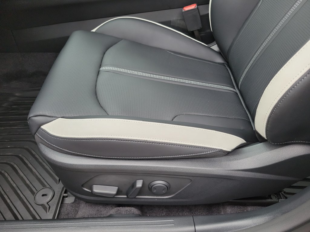 New 2026 Kia K5 GT-Line w/ GT-Line Premium Package FWD image 12