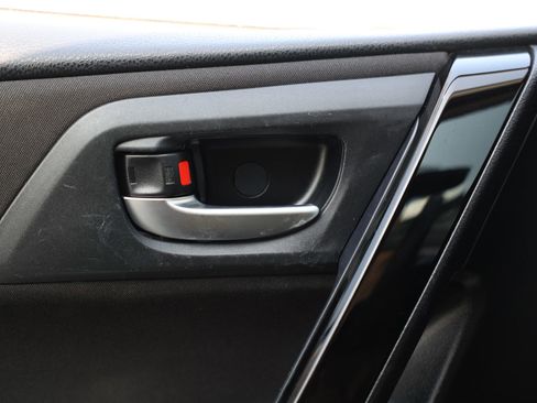 Used 2017 Toyota Corolla iM image 45