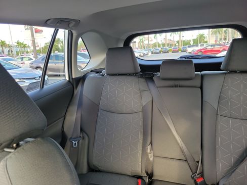 Used 2024 Toyota RAV4 XLE w/ Convenience Package FWD image 20