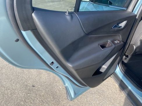 Used 2022 Chevrolet Equinox LT image 27