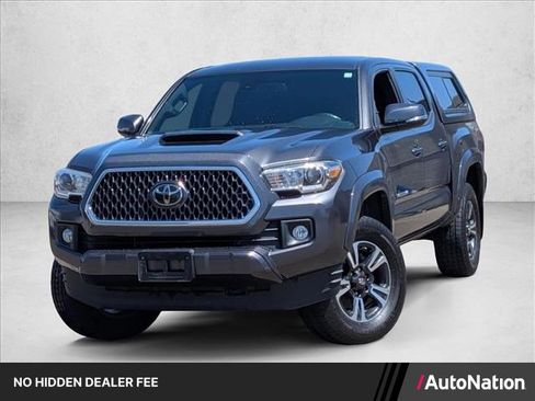 Used 2019 Toyota Tacoma TRD Sport AWD/4WD image 1
