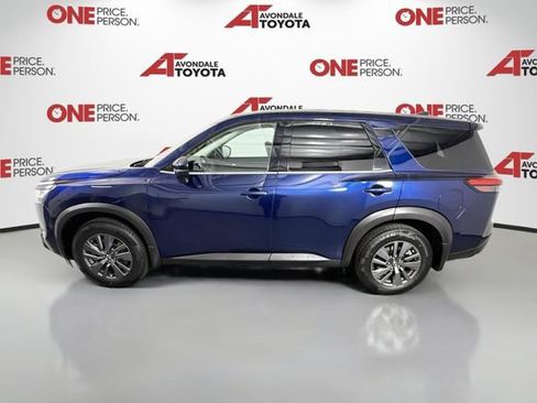 Used 2022 Nissan Pathfinder S FWD image 4