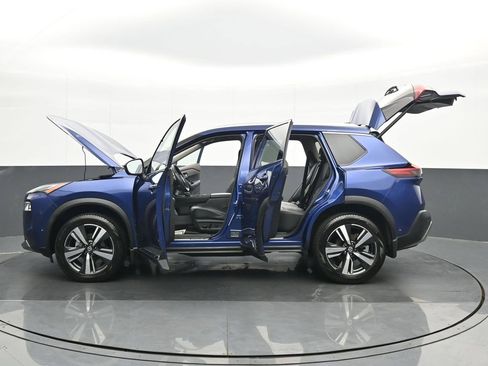 Used 2021 Nissan Rogue Platinum image 27