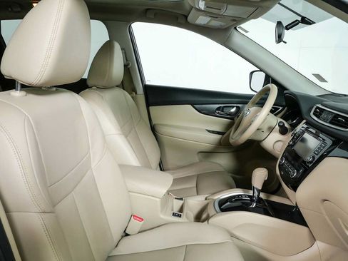 Used 2014 Nissan Rogue SL w/ SL Premium Package FWD image 22