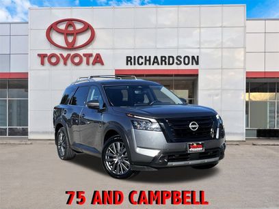 Used 2023 Nissan Pathfinder SL w/ SL Premium Package
