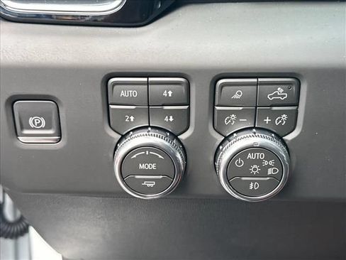 New 2026 GMC Sierra 2500 Denali Ultimate AWD/4WD image 31
