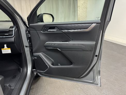 New 2026 GMC Acadia Elevation w/ LPO, Floor Liner Package image 21