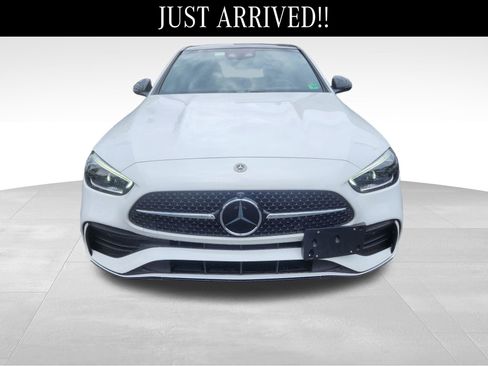 Used 2024 Mercedes-Benz C 300 4MATIC Sedan image 2