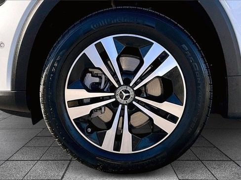 Certified 2025 Mercedes-Benz GLB 250 4MATIC image 36