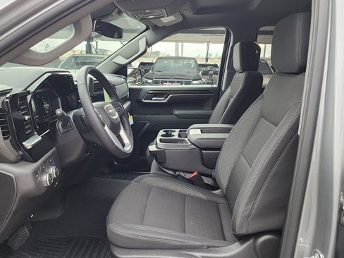 New 2026 GMC Sierra 1500 Elevation image 16