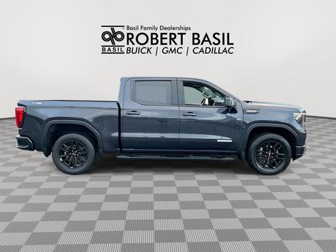 Used 2025 GMC Sierra 1500 Elevation w/ Elevation Premium Package AWD/4WD image 9