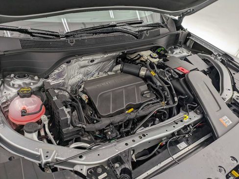 New 2026 Chevrolet Trax LT w/ Driver Confidence Package image 15