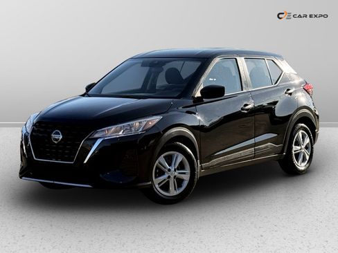 Used 2021 Nissan Kicks S image 19