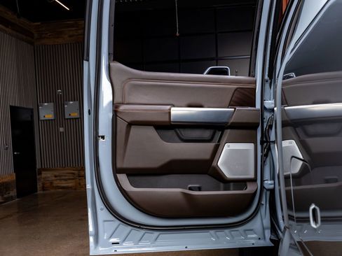 Used 2026 Ford F350 King Ranch w/ Chrome Package image 38