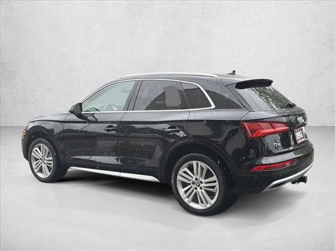Used 2020 Audi Q5 2.0T Premium Plus w/ Premium Plus Package AWD/4WD image 7