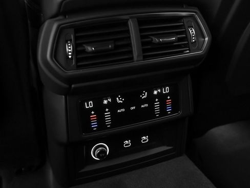 Used 2024 Lamborghini Urus S AWD/4WD image 65