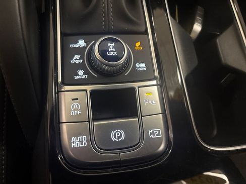 Used 2024 Kia Telluride SX X-Line AWD/4WD image 16