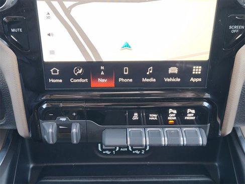 Used 2022 RAM 1500 Laramie w/ Laramie Southwest Edition image 19