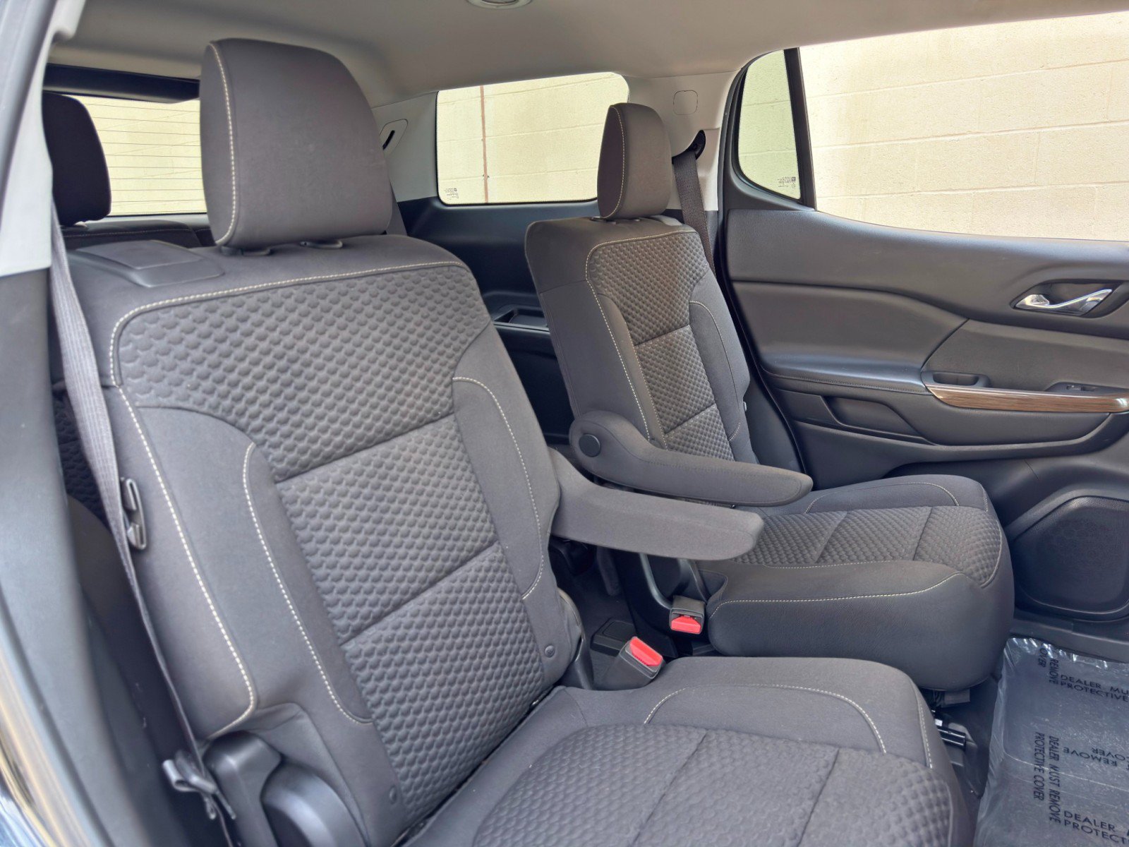 Used 2018 GMC Acadia SLE w/ Driver Alert Package I AWD/4WD image 32