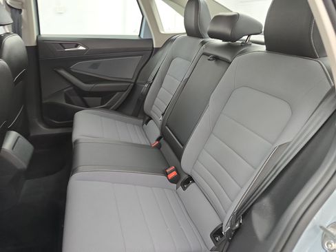Certified 2025 Volkswagen Jetta SE FWD image 13