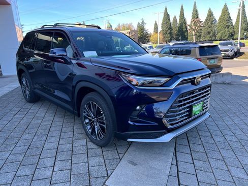 New 2026 Toyota Grand Highlander AWD Hybrid image 7