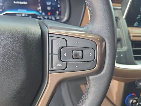 Used 2022 Chevrolet Tahoe High Country RWD image 25