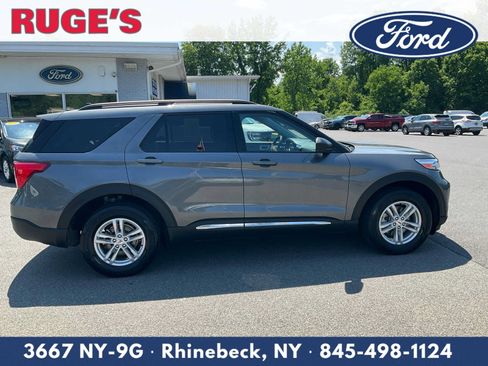 Certified 2023 Ford Explorer XLT w/ Equipment Group 202A AWD/4WD image 2